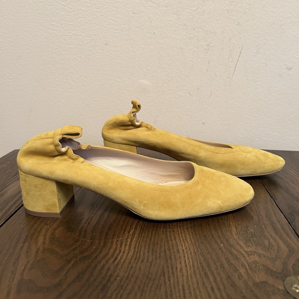 Everlane Day Heel Yellow Suede Pumps